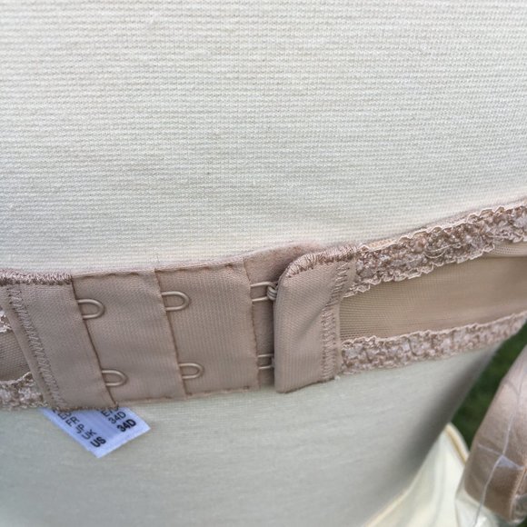 B.Tempt'd Faithfully Yours Strapless Push-up Bra - Picture 10 of 16